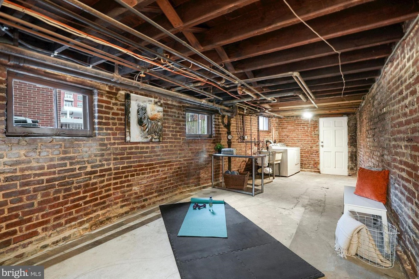 2712 27 St, Washington DC 20007-3103 exterior