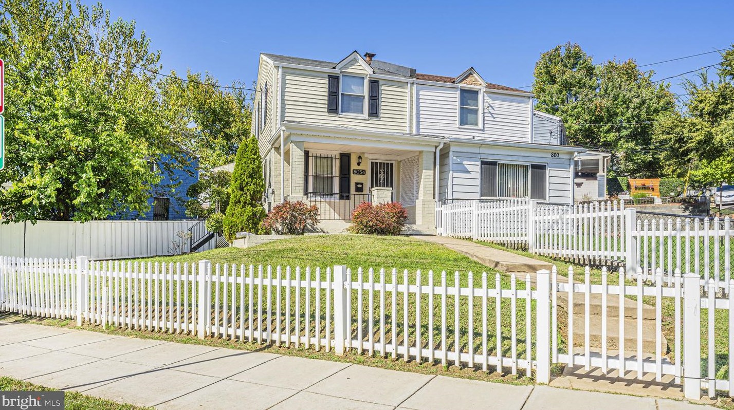 5054 Hayes St Ne, Washington, DC 20019