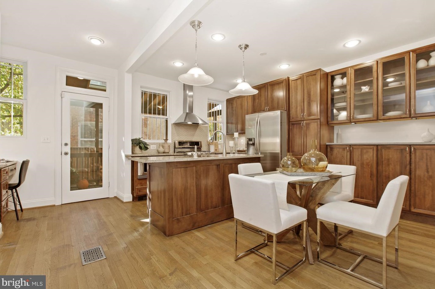 404 7 St, Washington DC 20024-2576 exterior