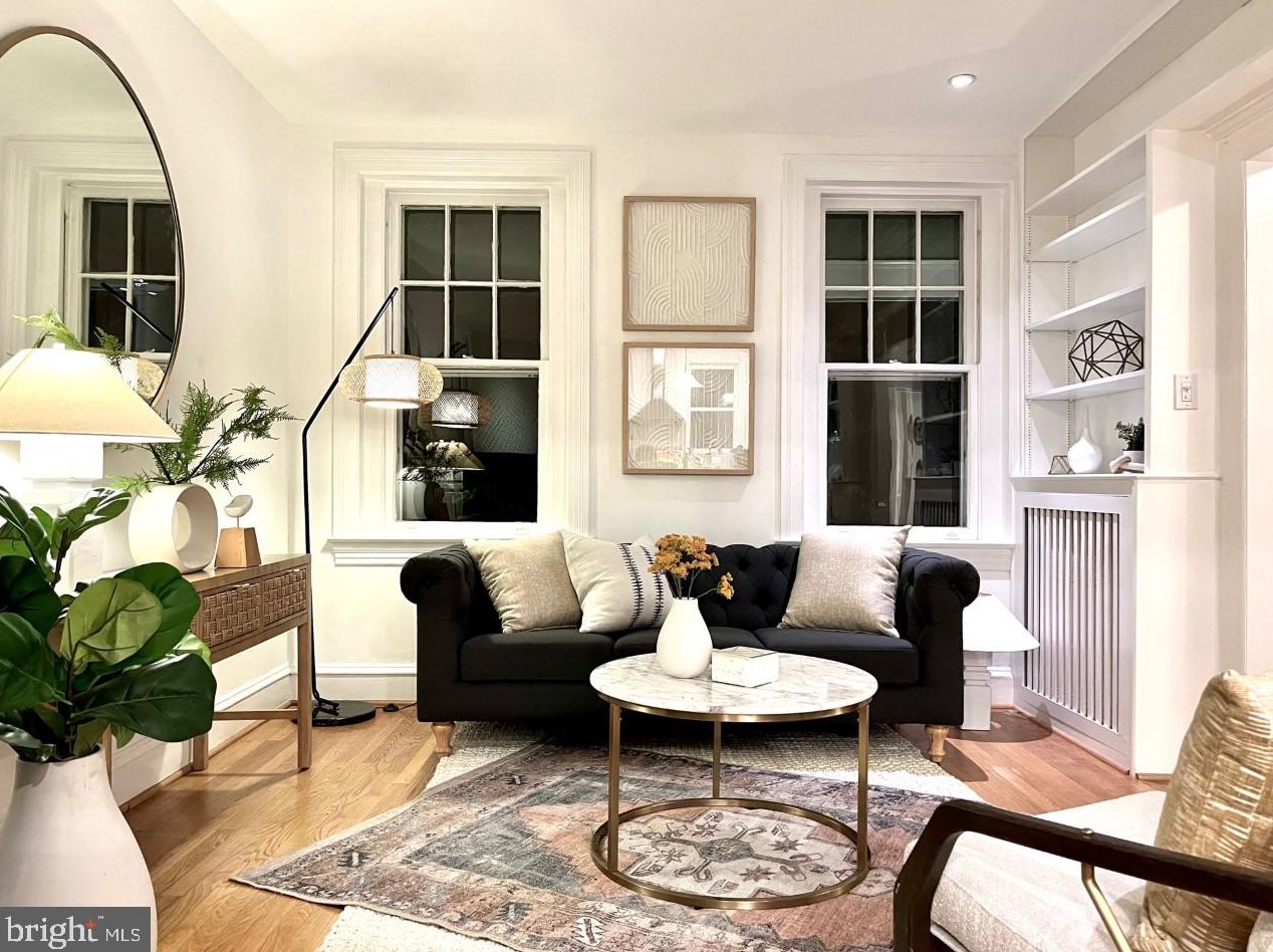 404 7 St, Washington DC 20024-2576 exterior