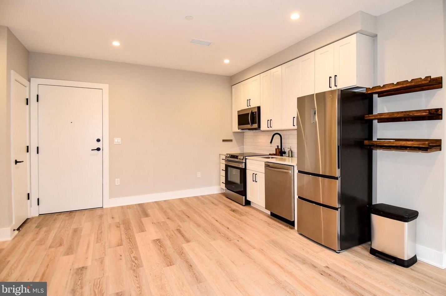1016 17th Pl Ne #103, Washington, DC 20002