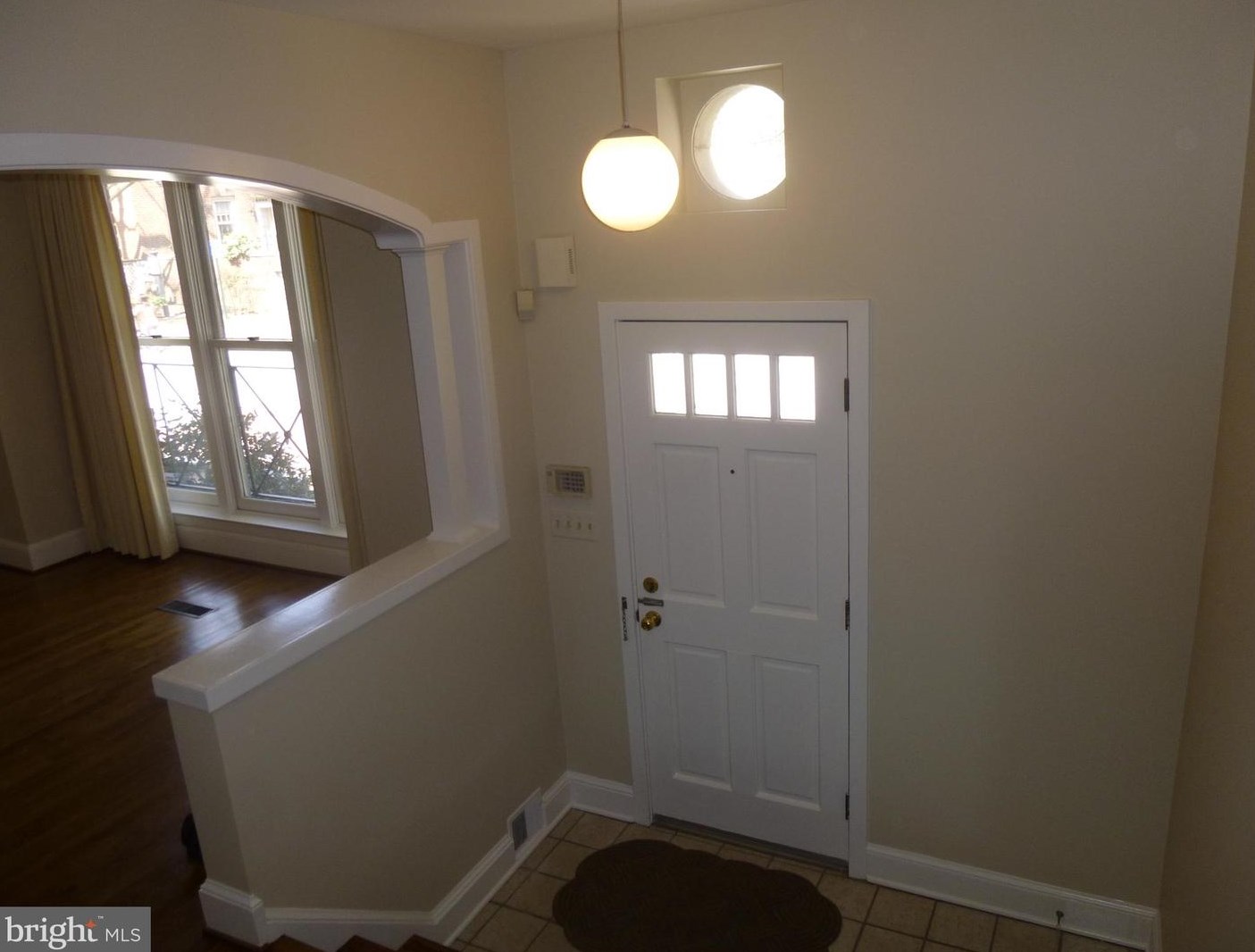 3504 Winfield Ln Nw, Washington, DC 20007