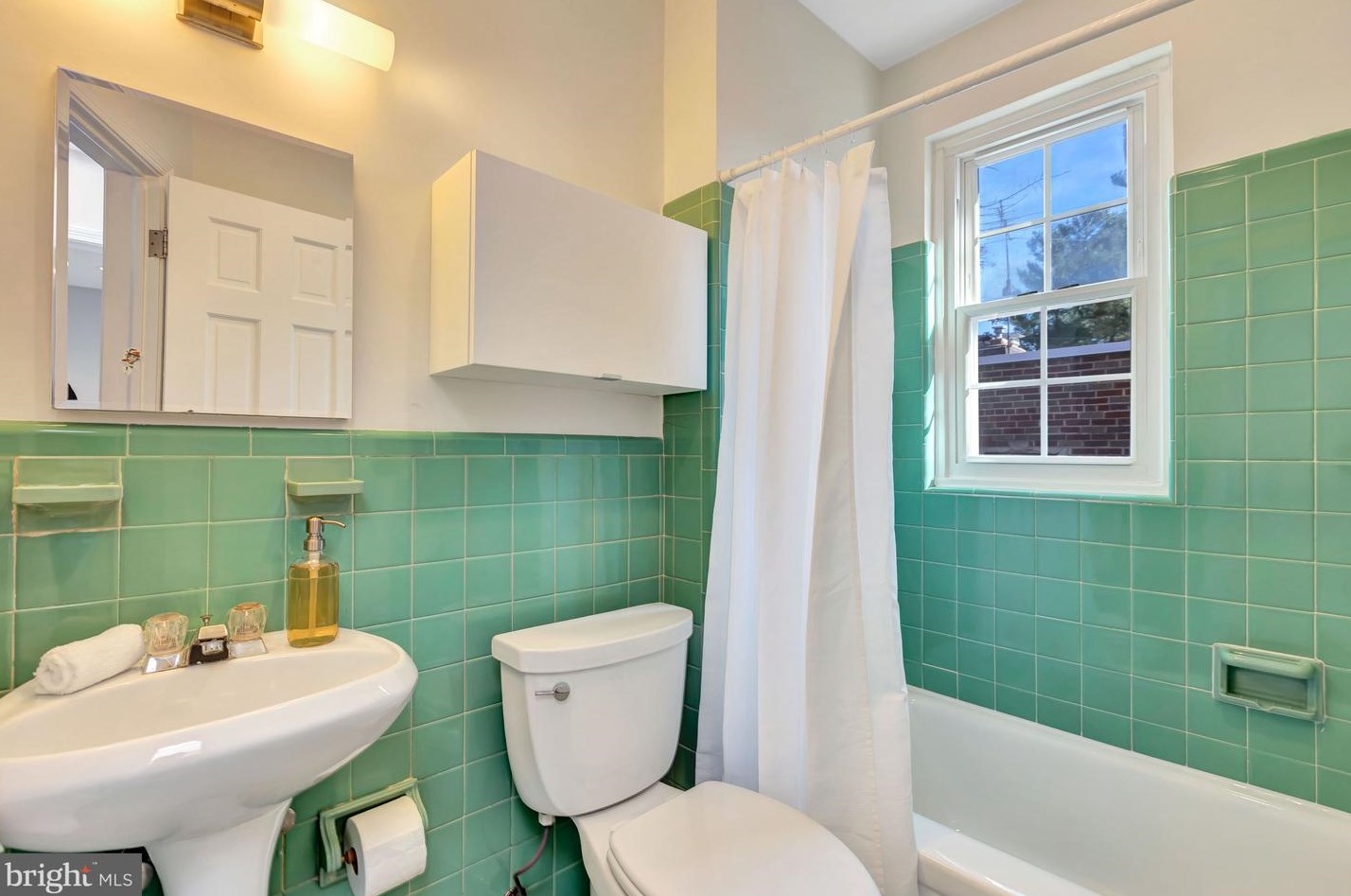 2904 Upton St, Washington DC 20008-1151 exterior