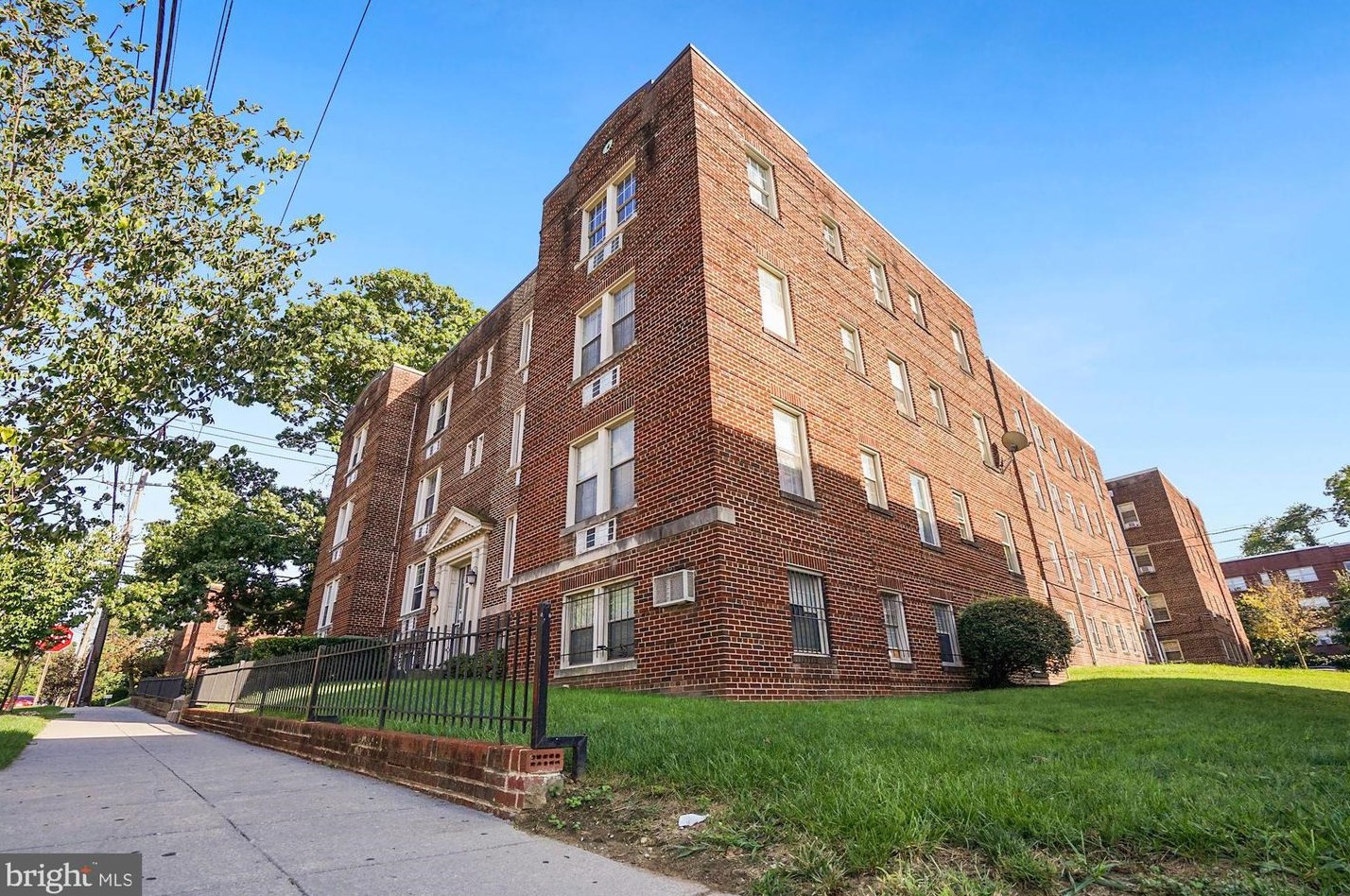 1404 Tuckerman St Nw #102, Washington, DC 20011