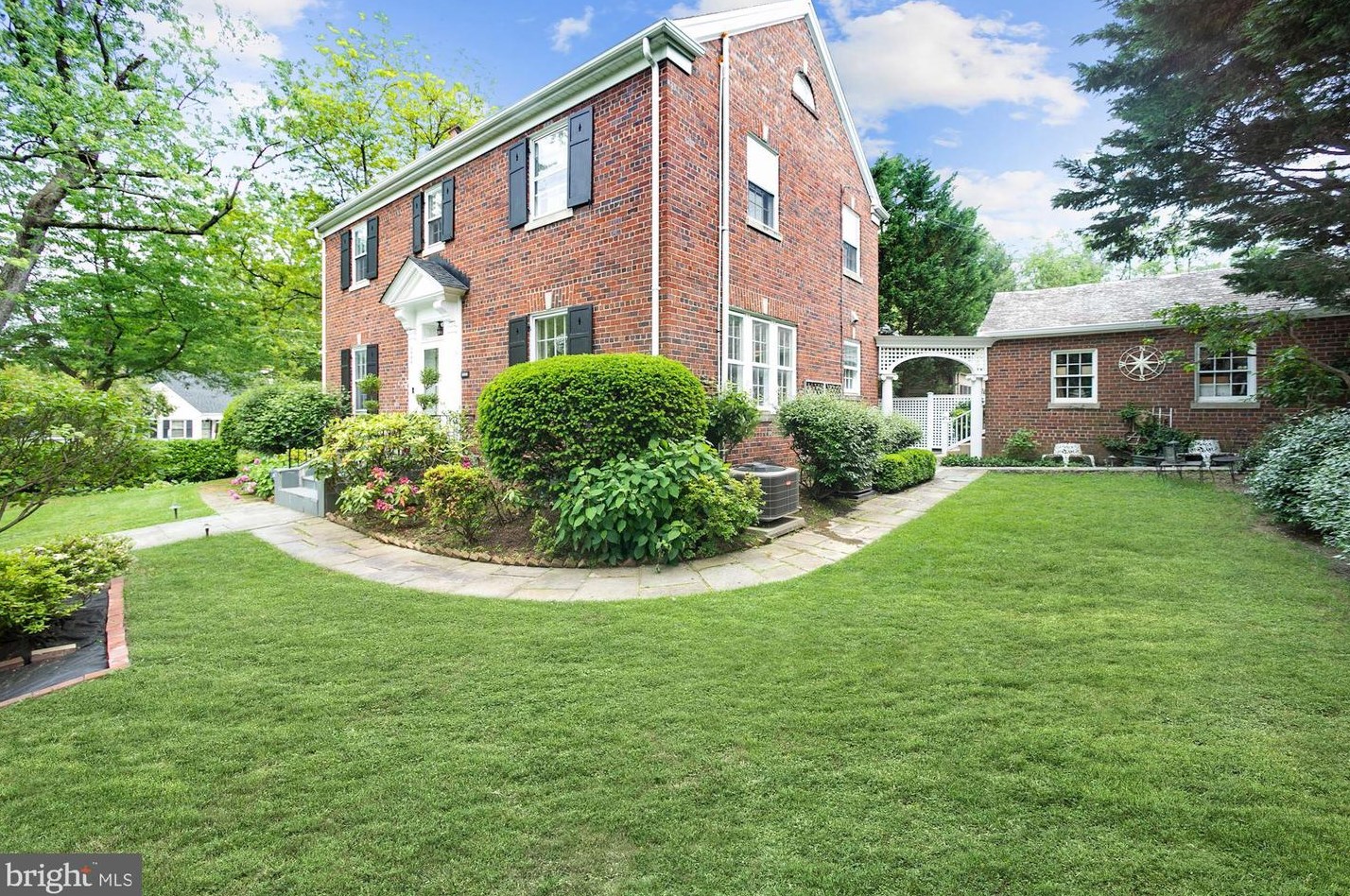 3800 Garrison St Nw, Washington, DC 20016