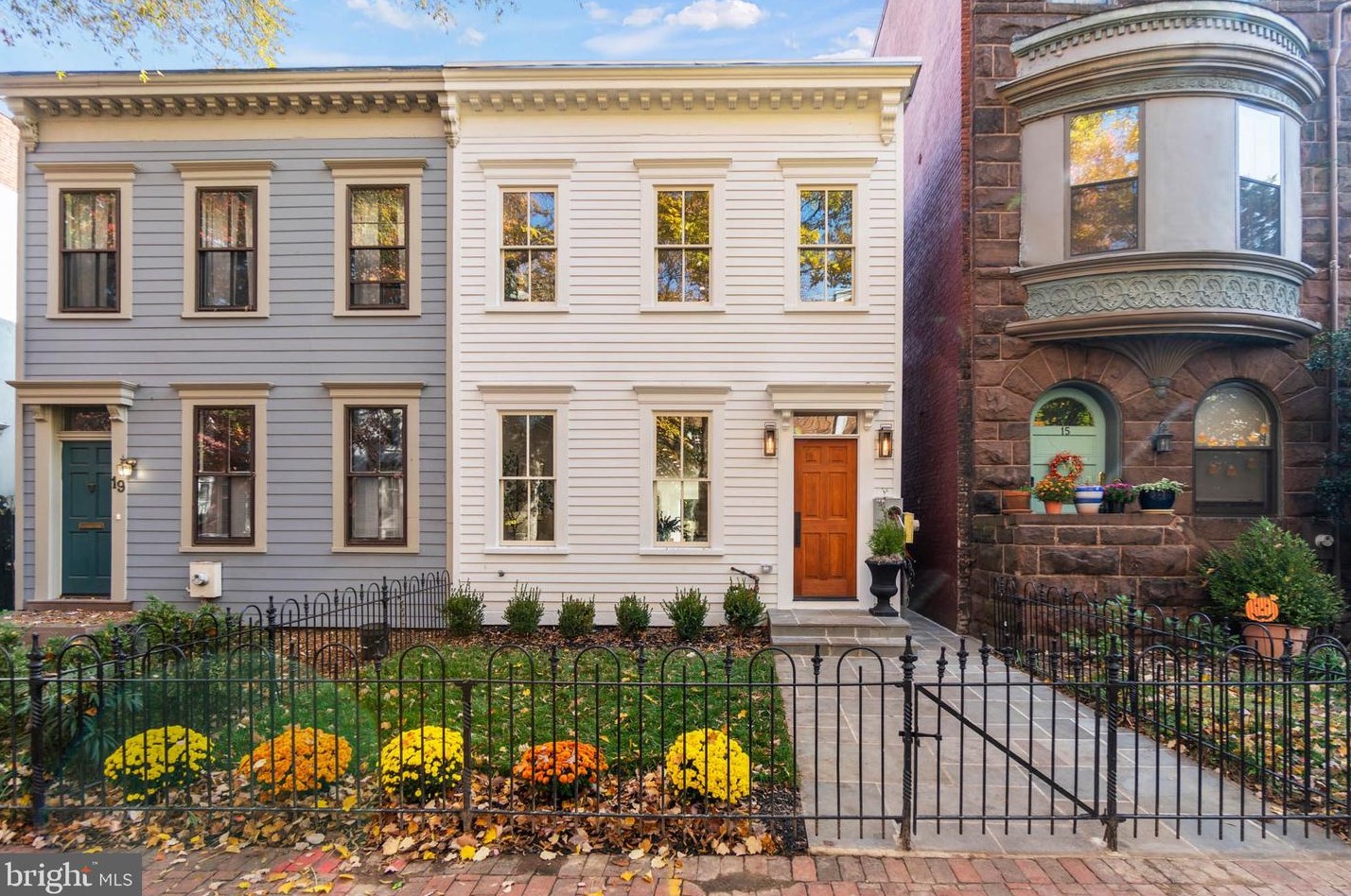 17 9th St, Washington DC  20003-1333 exterior