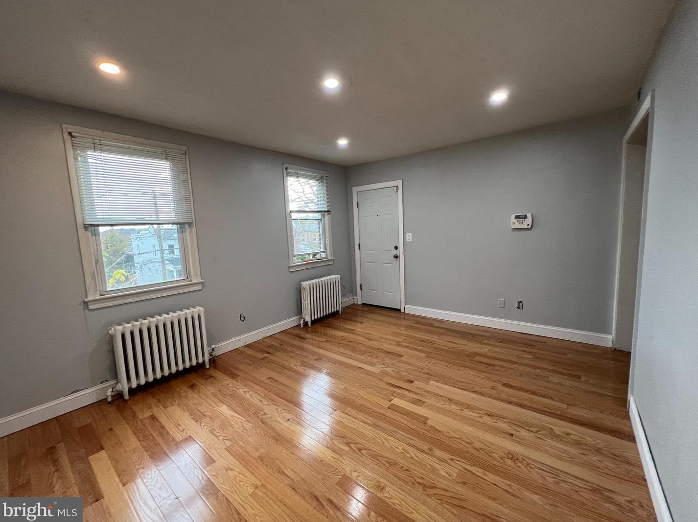 812 Taylor St Ne #4, Washington, DC 20017