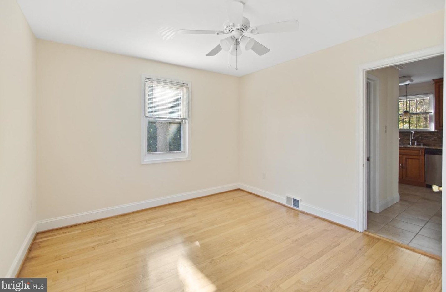 146 Chesapeake St, Washington DC  20032-2814 exterior