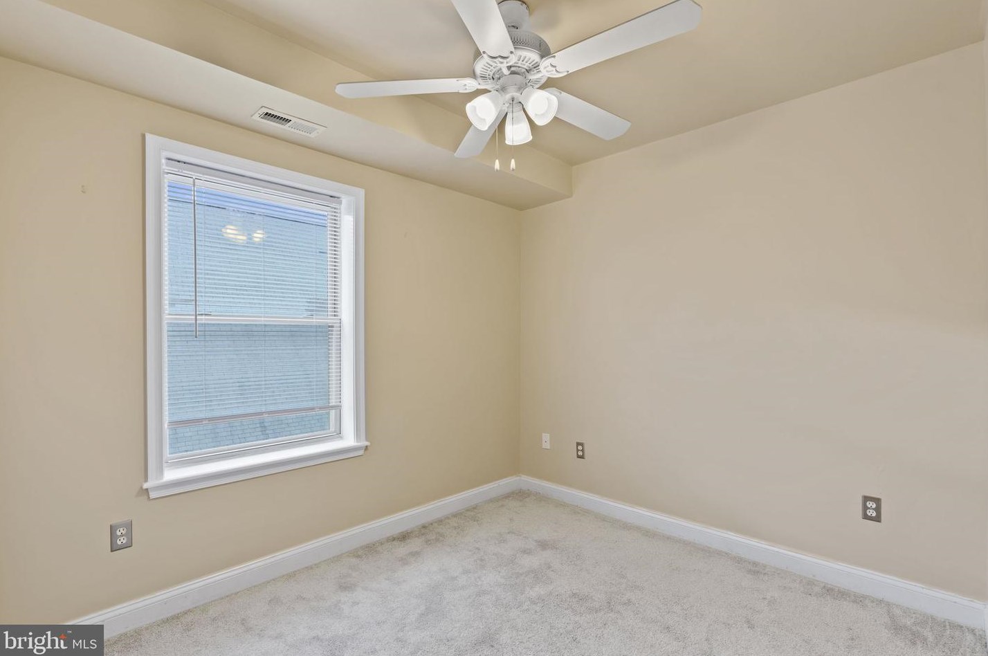 922 Madison St Nw #304, Washington, DC 20011