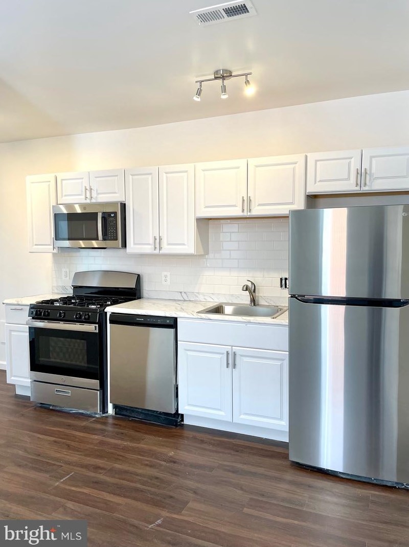 1838 C St Se #3, Washington, DC 20003