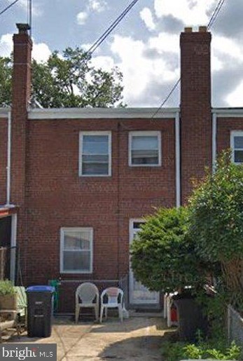 1342 Downing St, Washington, DC 20018-1117