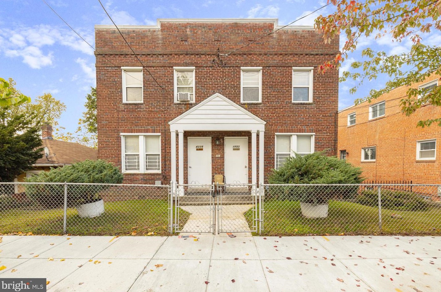 4223 Eads St Ne #2, Washington, DC 20019