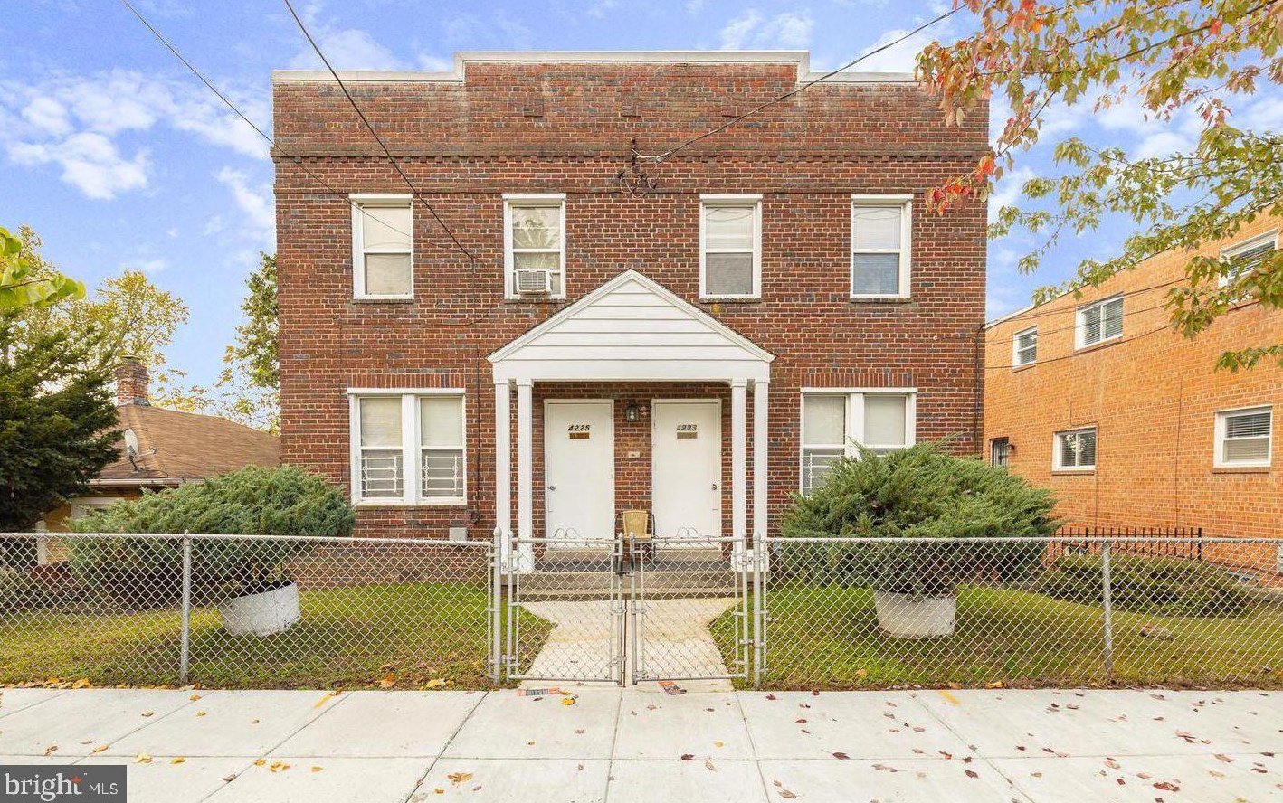4225 Eads St Ne #1, Washington, DC 20019