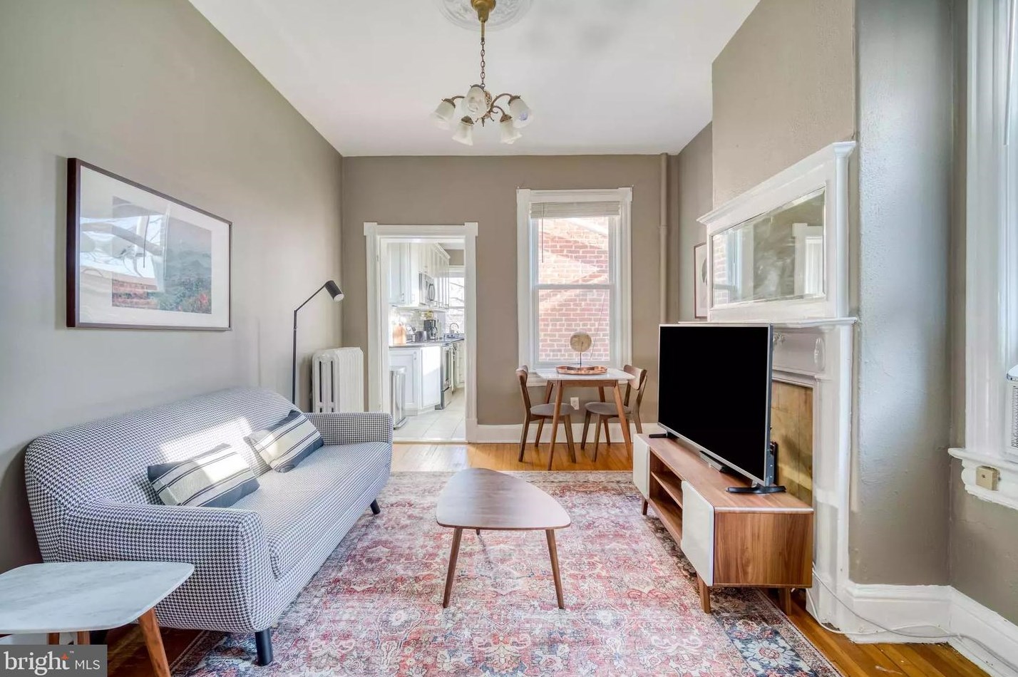 14 3rd St Se Apt 3, Washington, DC 20003