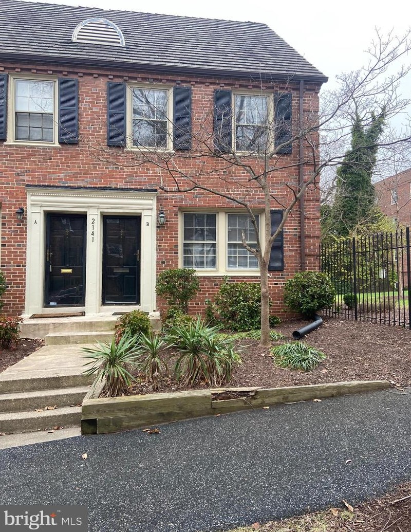 2141 Suitland Ter Se Unit B, Washington, DC