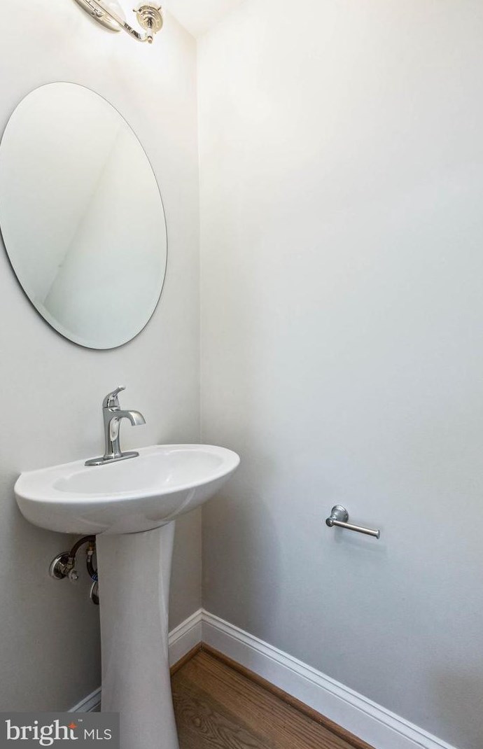 713 Congress St, Washington DC 20032-4106 exterior