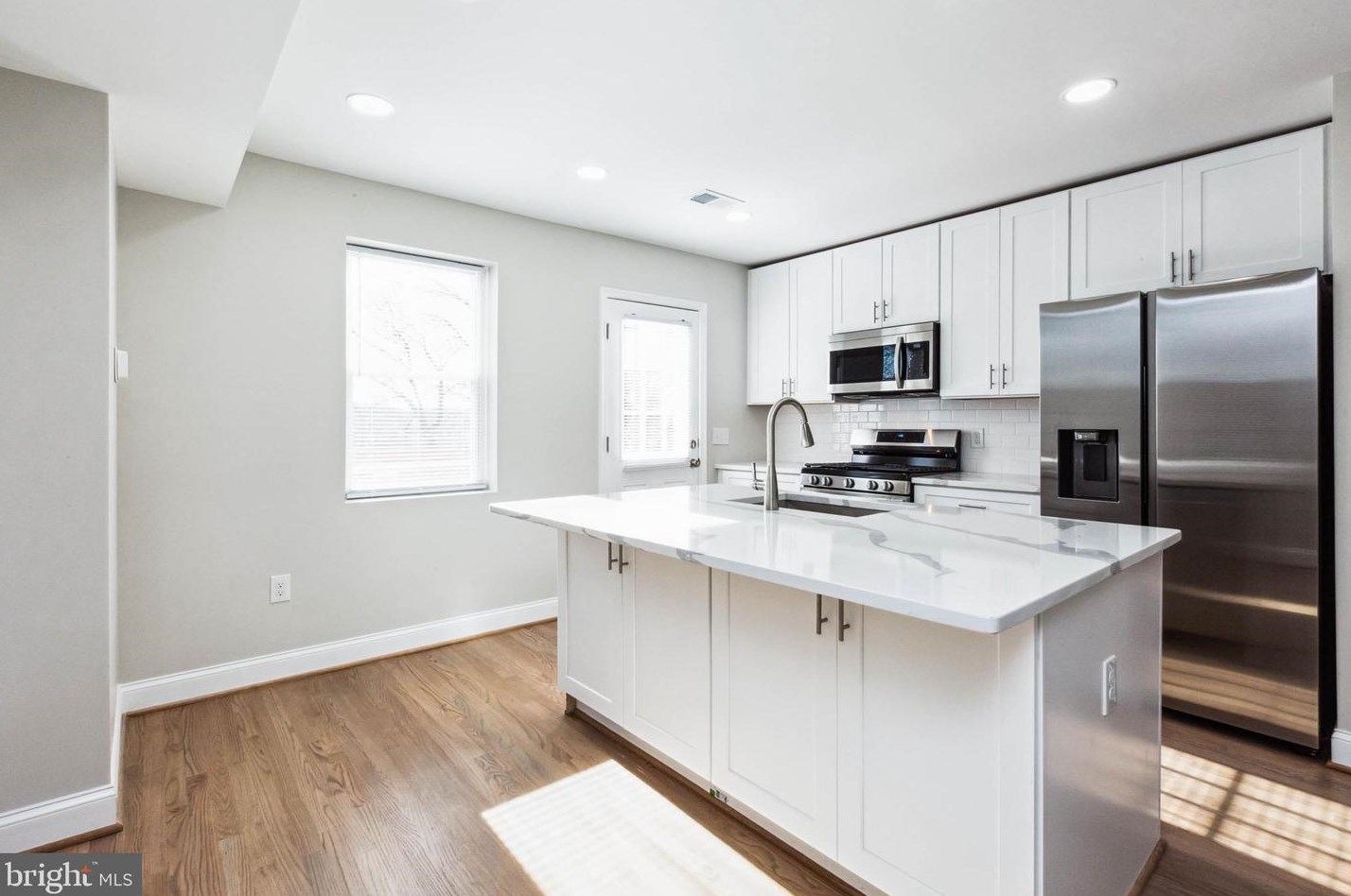 713 Congress St, Washington DC 20032-4106 exterior