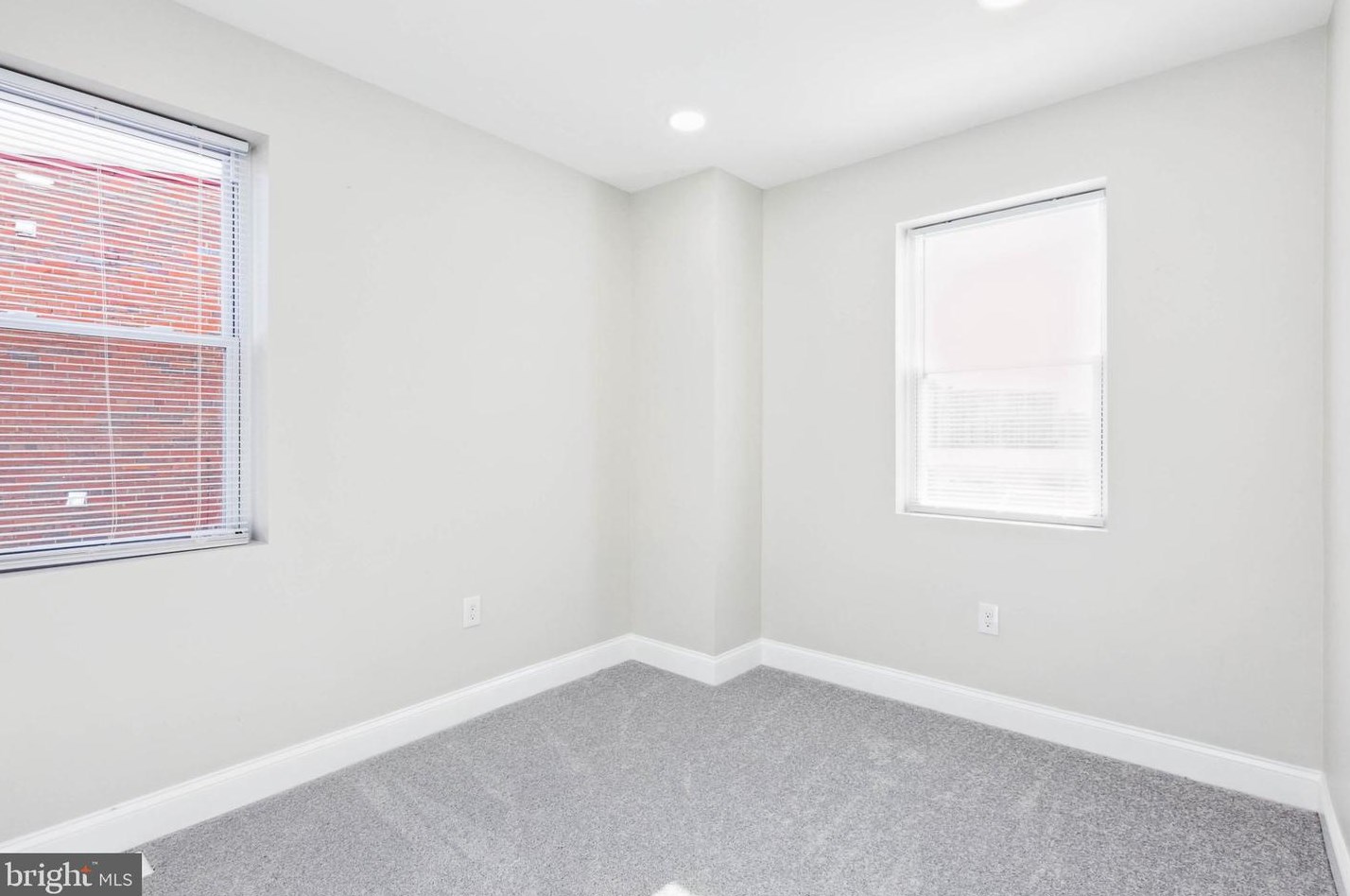 713 Congress St, Washington DC 20032-4106 exterior