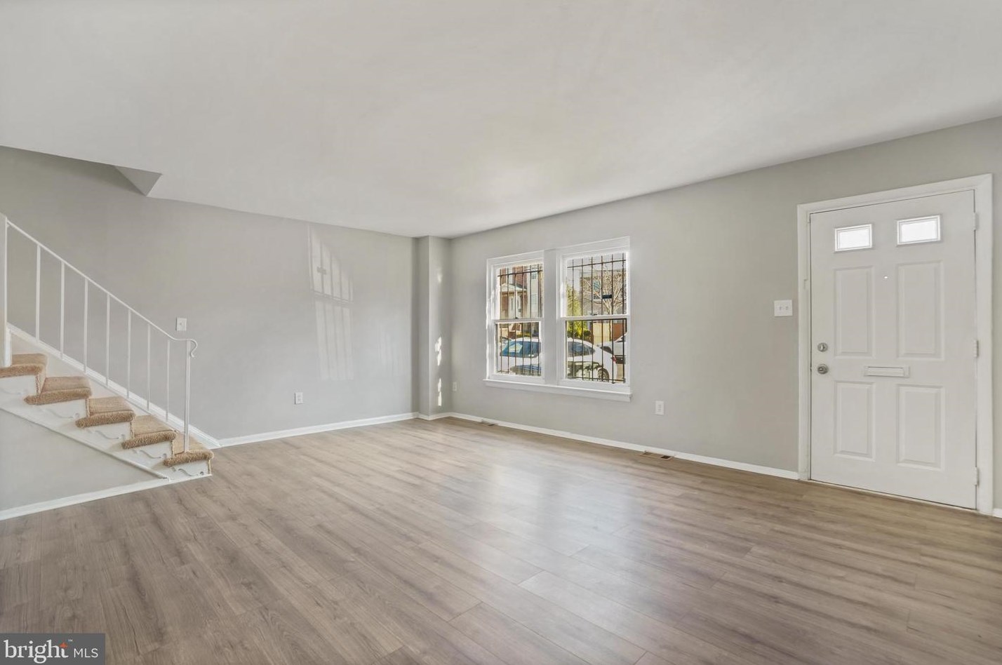 208 56th Pl Ne, Washington, DC 20019
