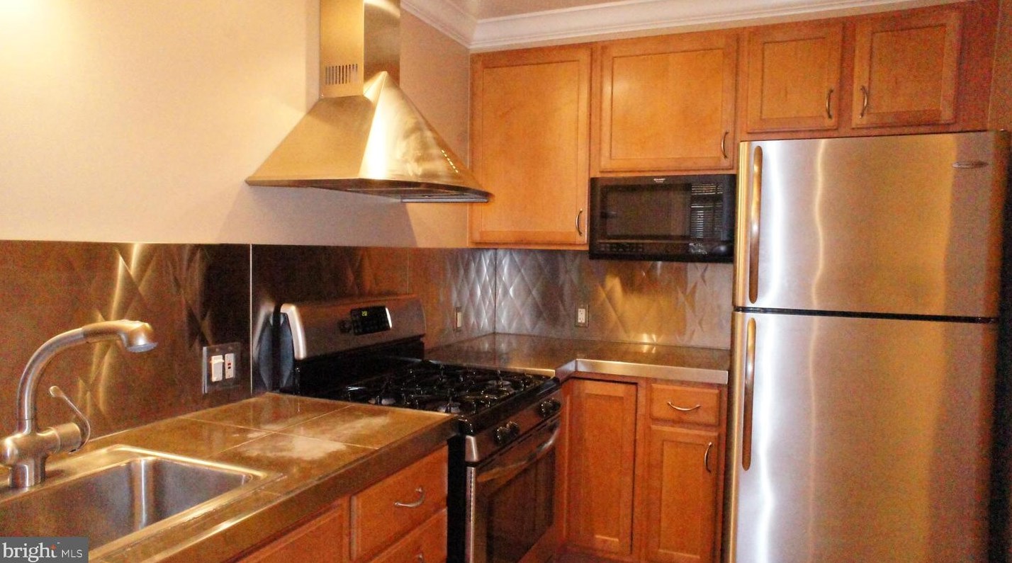 4559 Macarthur Blvd Nw #201, Washington, DC 20007