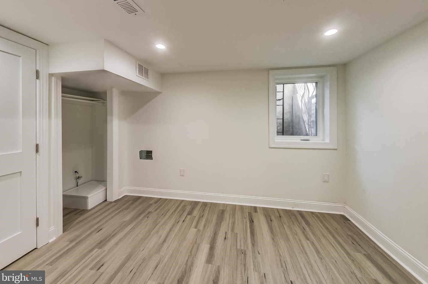 3117 Minnesota Ave, Washington DC  20019-1132 exterior