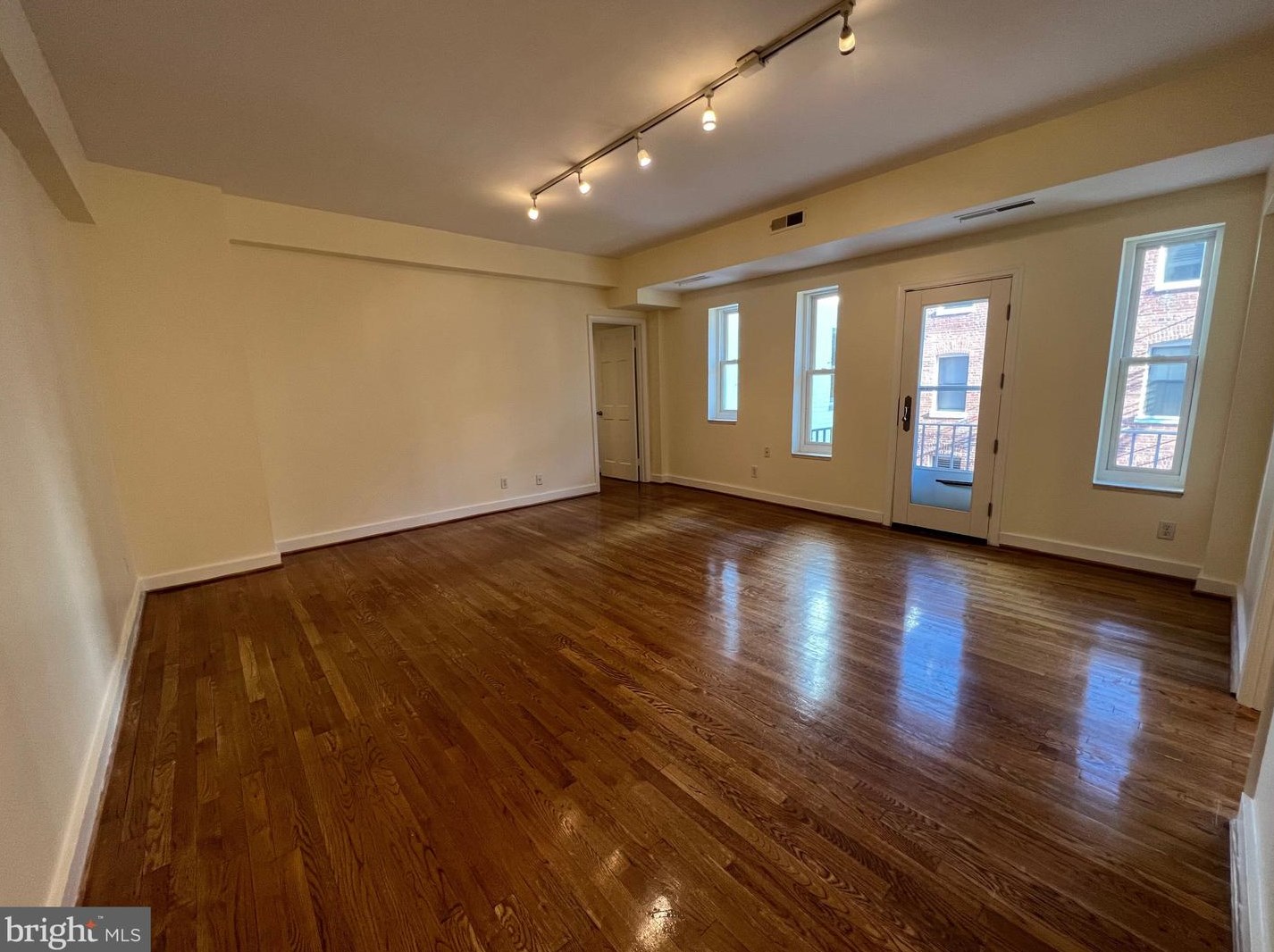 2127 California St Nw #602, Washington, DC 20008