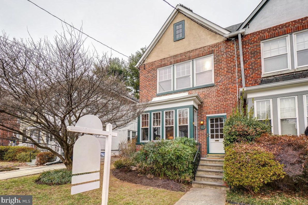 3703 Albemarle St, Washington, DC 20016-1805