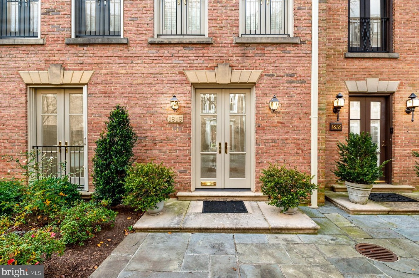 1816 Kalorama Sq, Washington, DC 20008-4022