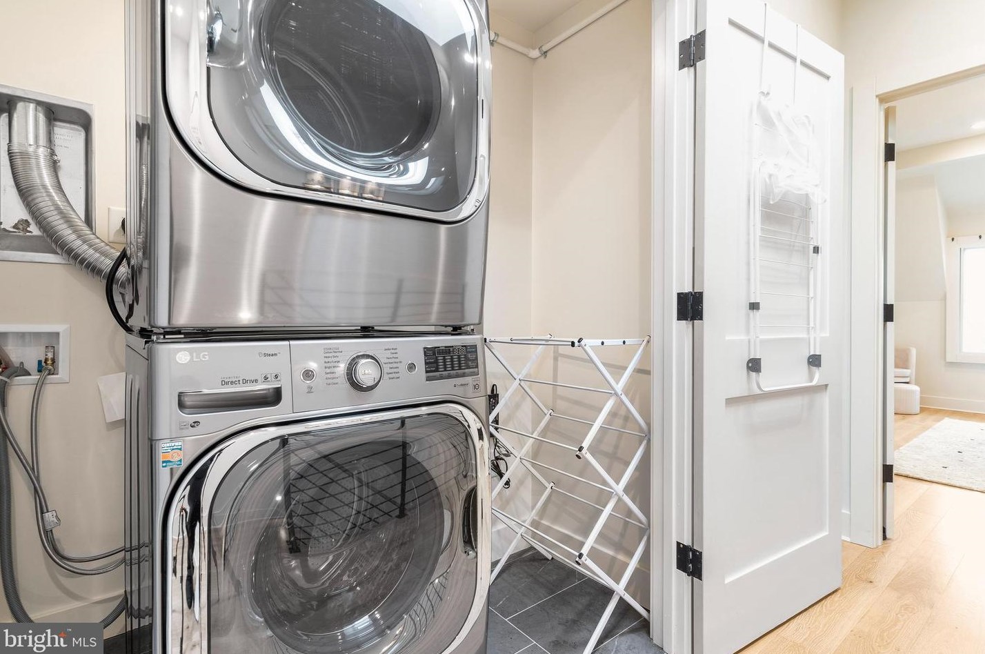 1850 5th St, Washington DC  20001-5111 exterior