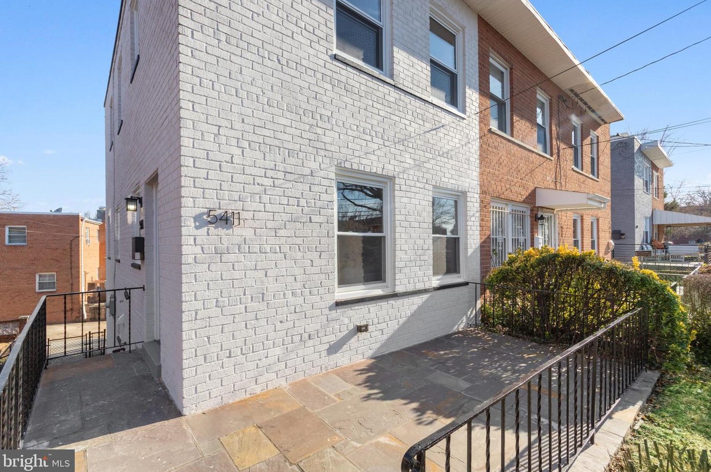 5411 Chillum Pl, Washington DC  20011-2618 exterior