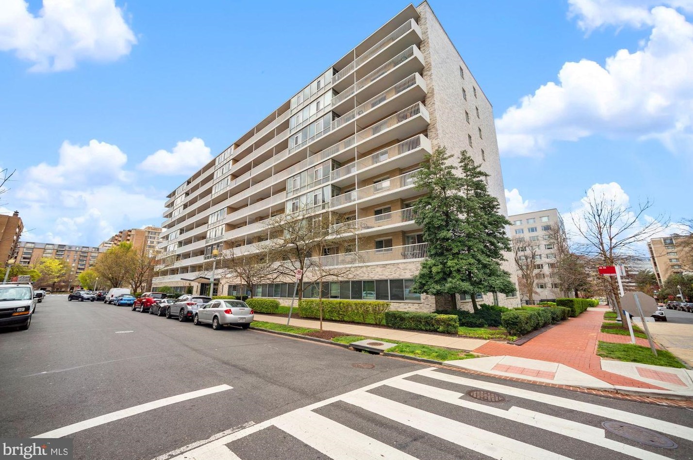 730 24th St Nw Apt 716, Washington, DC 20037