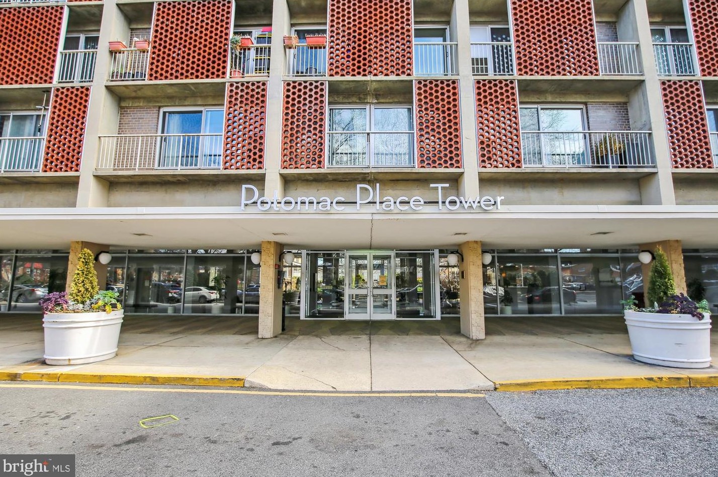 800 4th St Sw Apt S113, Washington, DC 20024