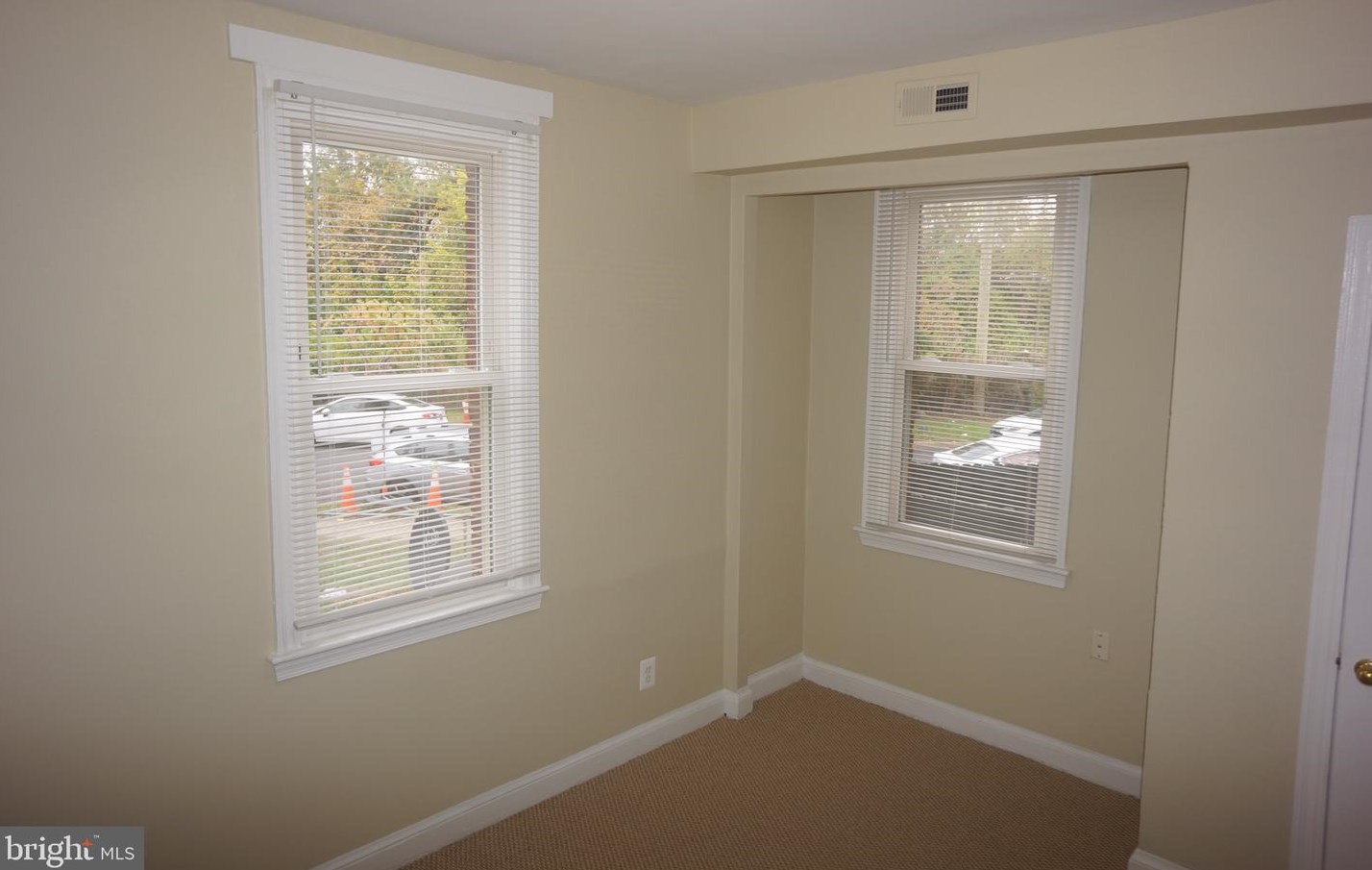 2208 Nicholson St, Washington DC  20020-5354 exterior