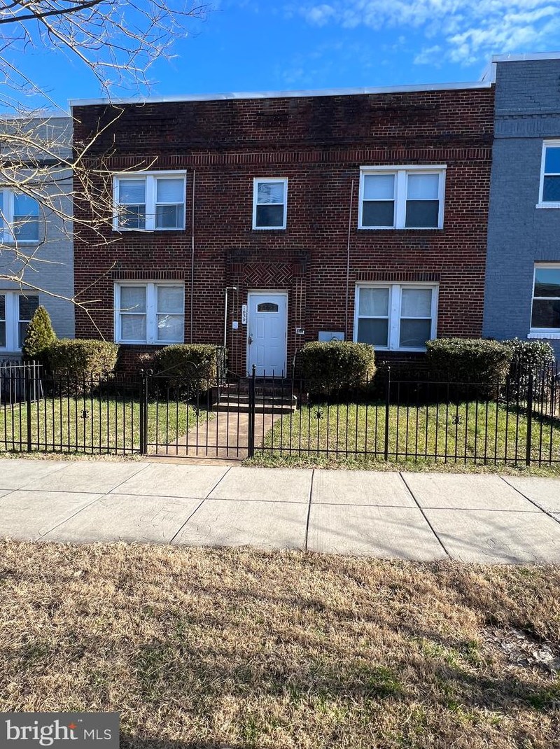 1639 Montello Ave Ne, Washington, DC 20002