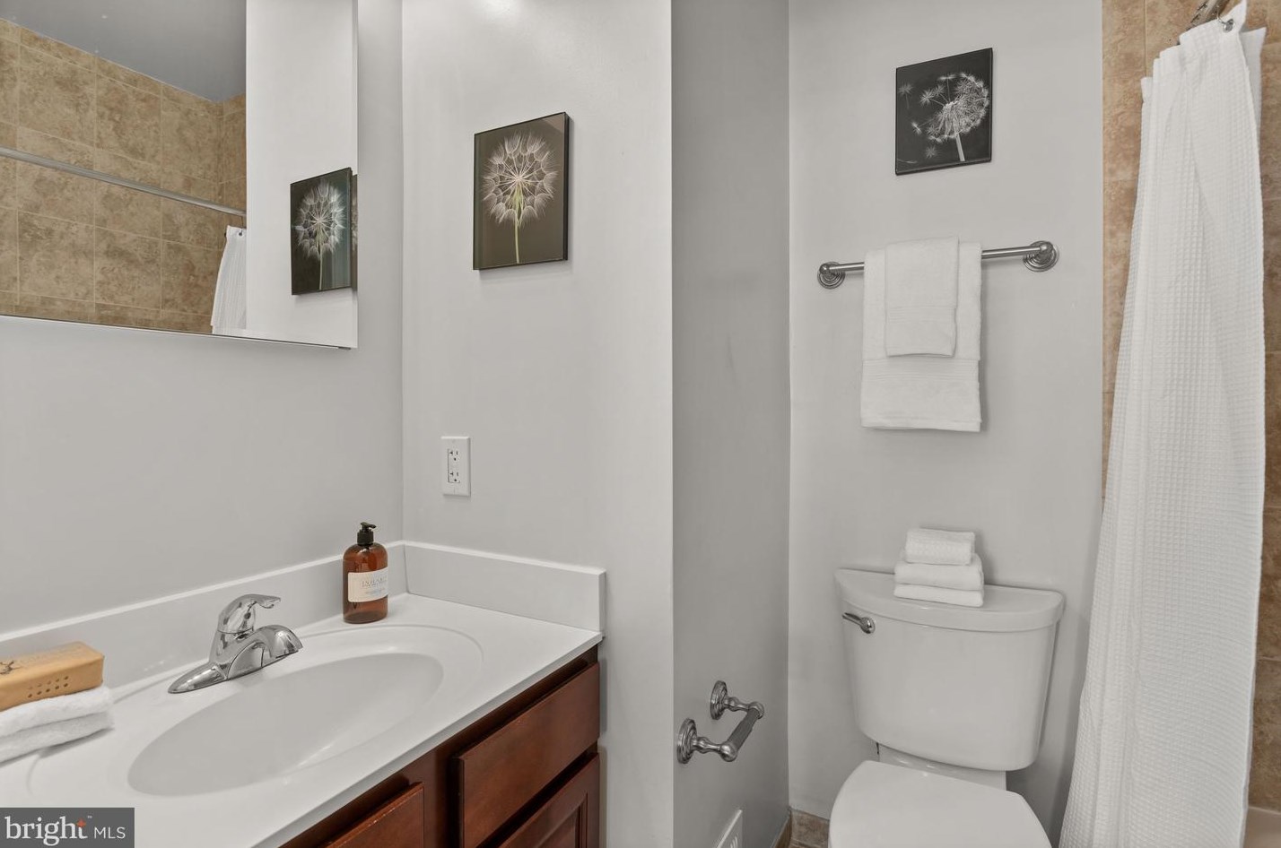 1379 F St, Washington DC  20002-5419 exterior