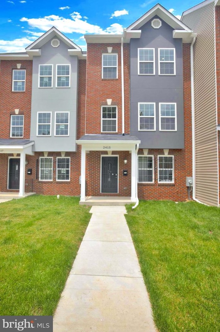 2417 Elvans Rd, Washington, DC 20020-3505