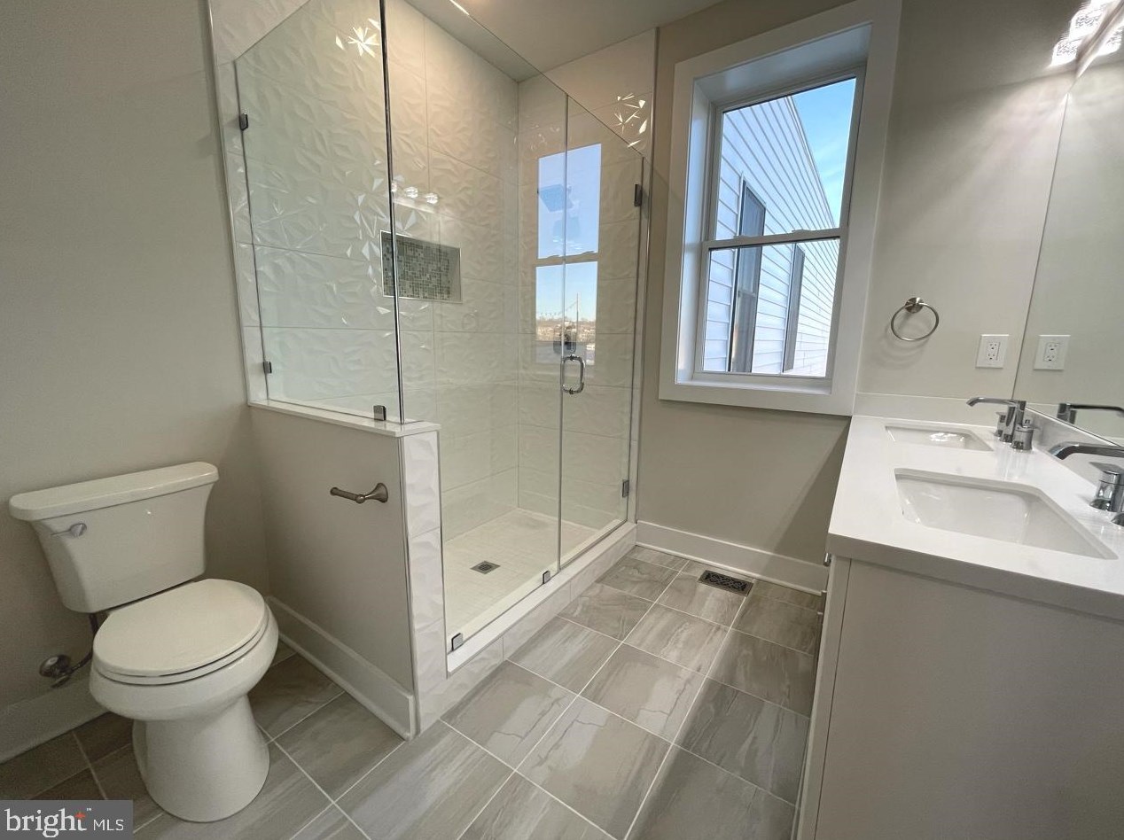 423 Newton Pl, Washington DC 20010-1716 exterior