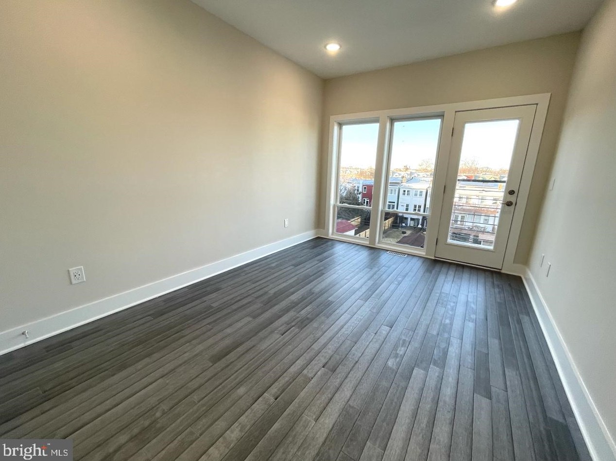 423 Newton Pl, Washington DC 20010-1716 exterior