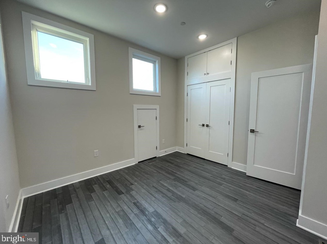 423 Newton Pl, Washington DC 20010-1716 exterior