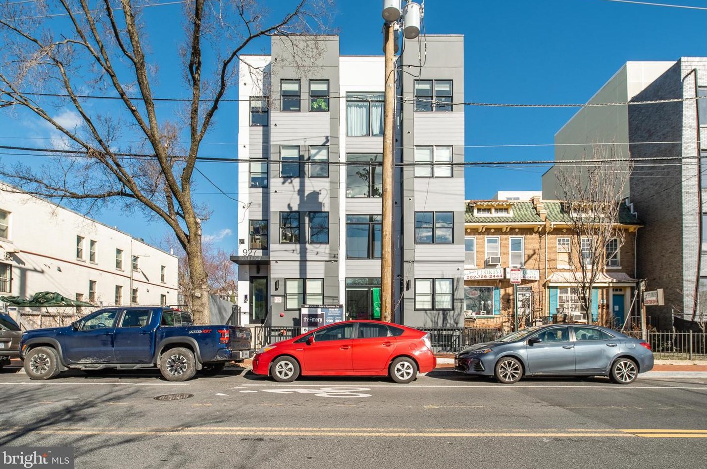 927 Kennedy St Nw #401, Washington, DC 20011