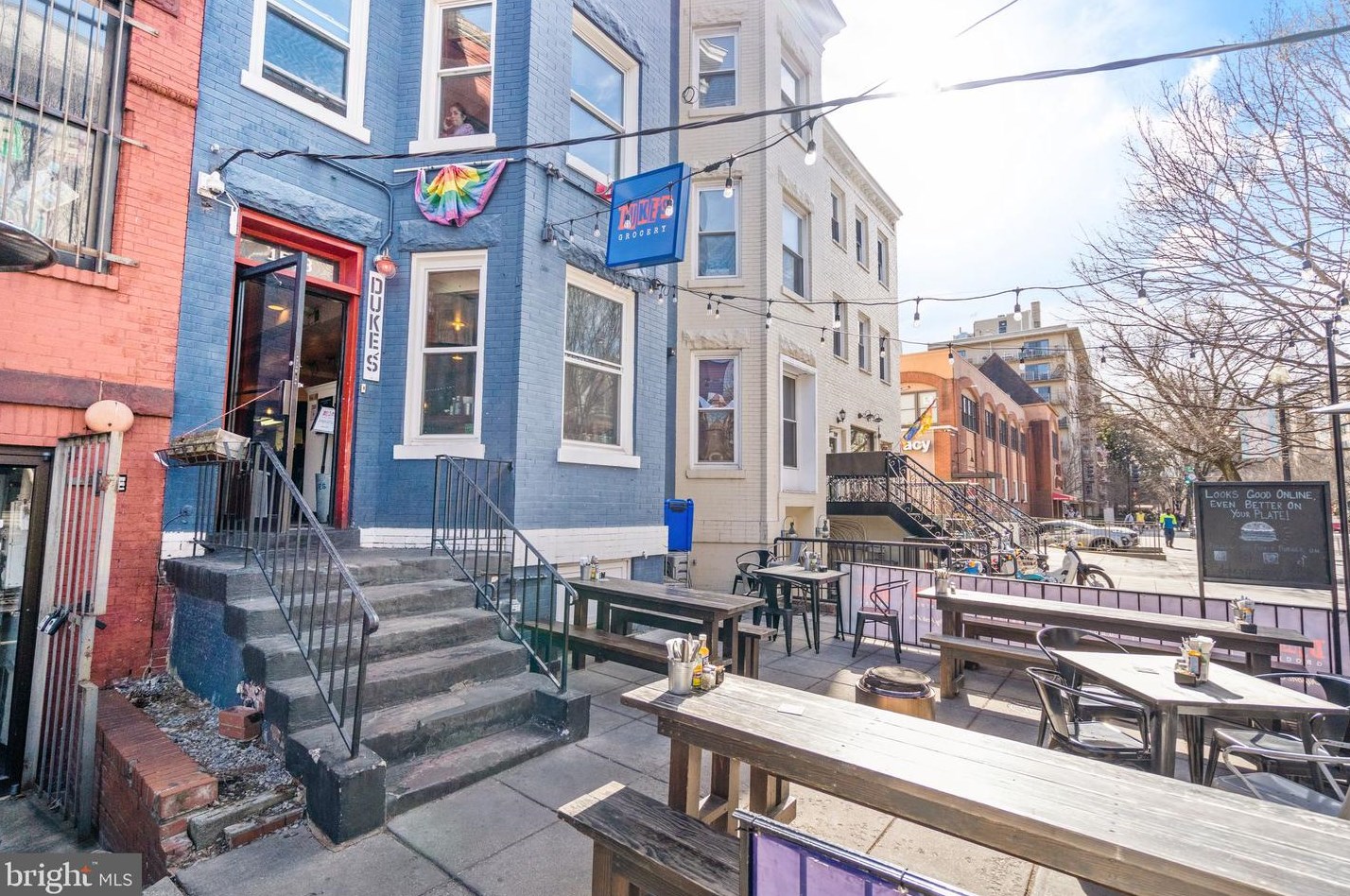 1514 17th St, Washington DC  20036-6227 exterior