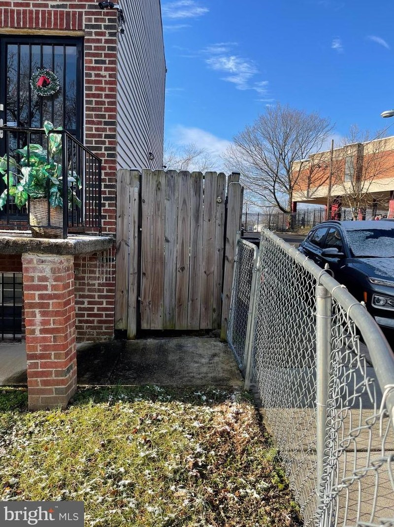 5401 James Pl Ne, Washington, DC 20019