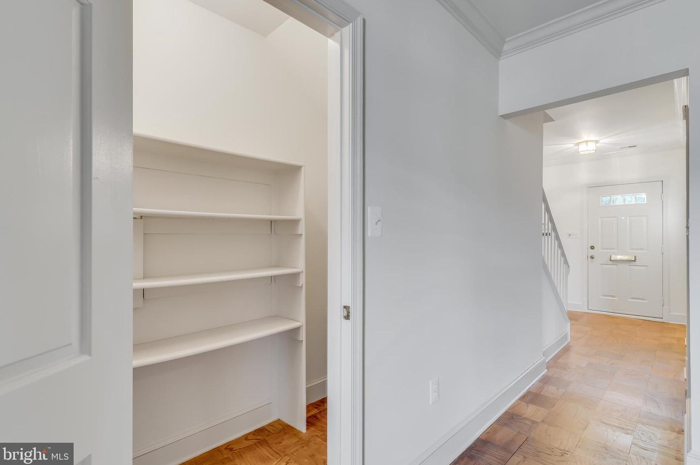 3265 Sutton Pl Nw Apt A, Washington, DC