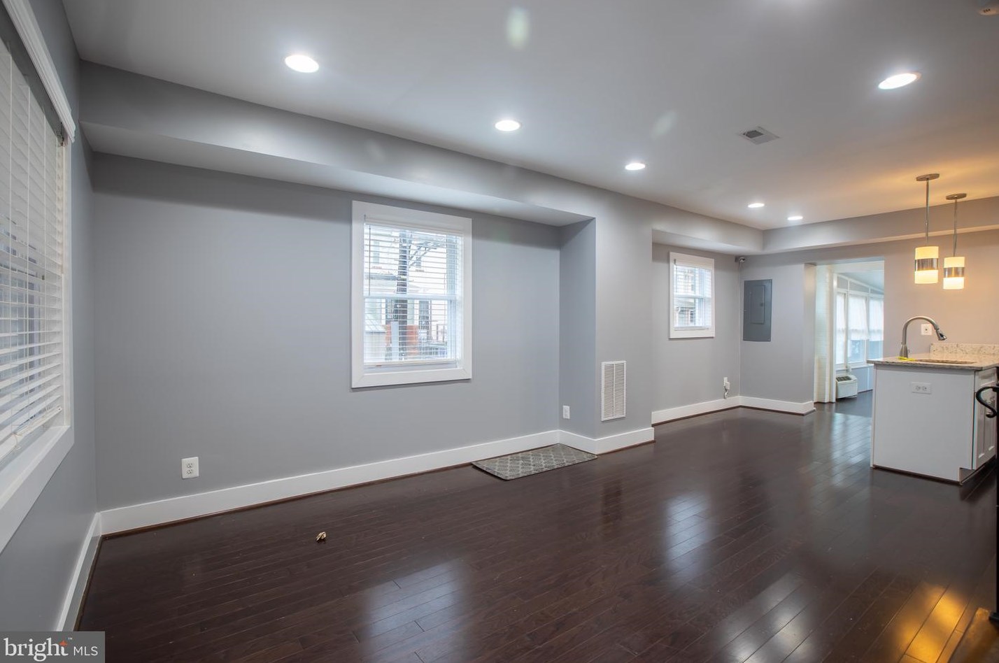 3363 Clay St, Washington DC  20019-1437 exterior