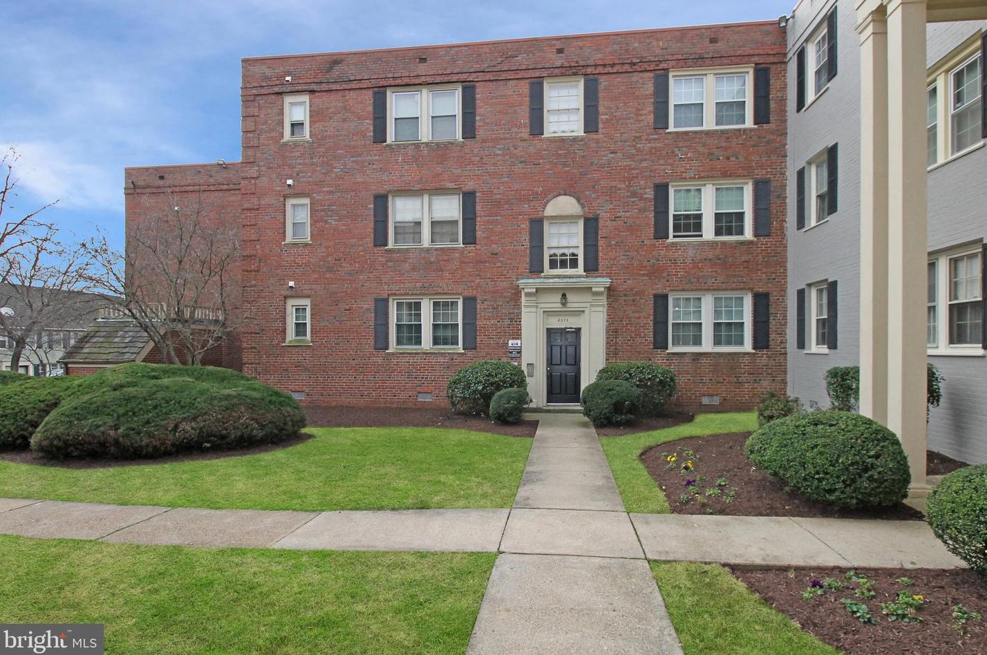 2013 37th St Se Apt 102, Washington, DC 20020