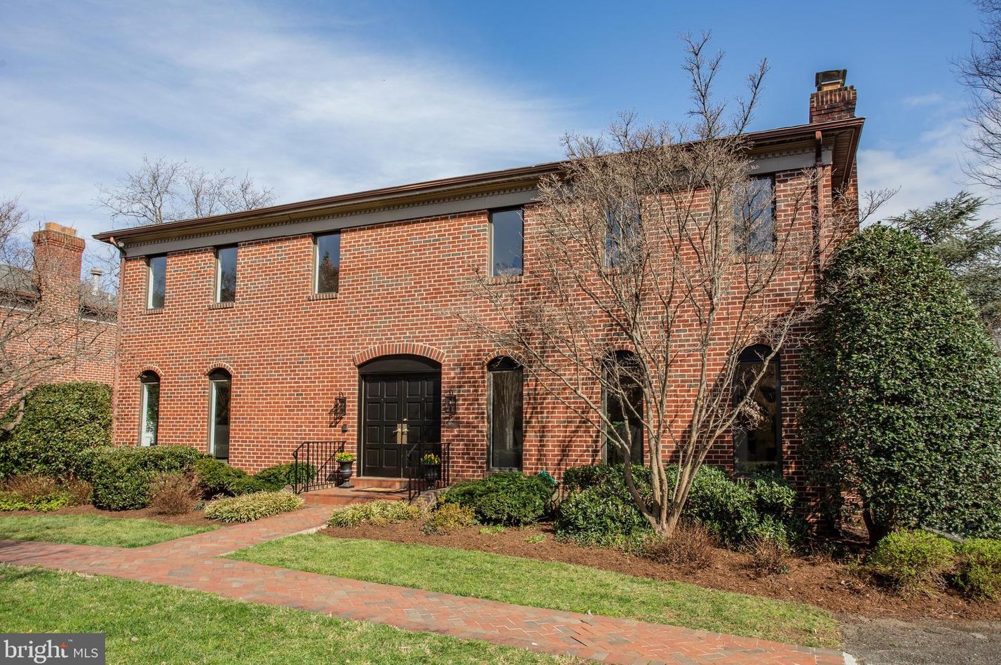 3233 Ellicott St Nw, Washington, DC 20008