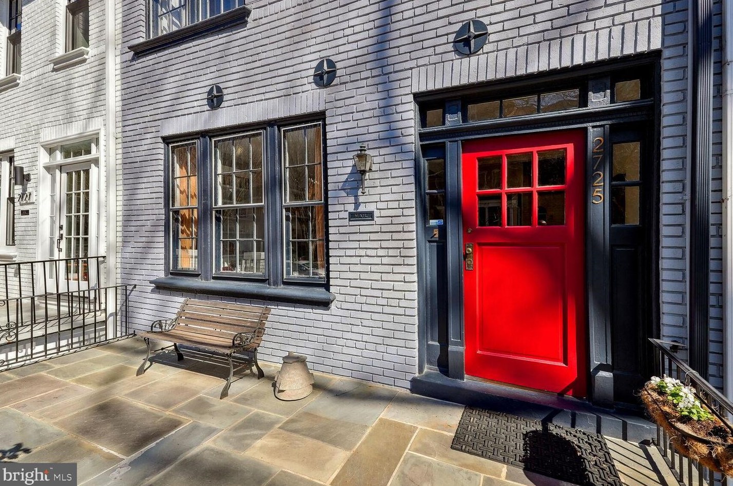 2725 Woodley Pl Nw, Washington, DC 20008