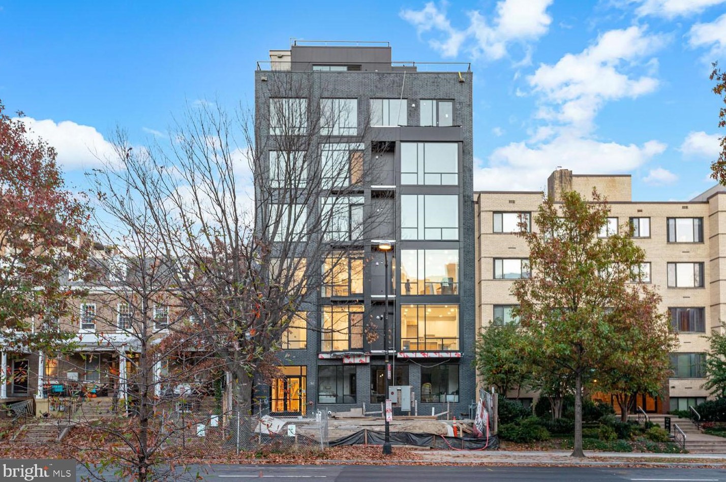 4111 Connecticut Ave, Washington DC 20008-1155 exterior