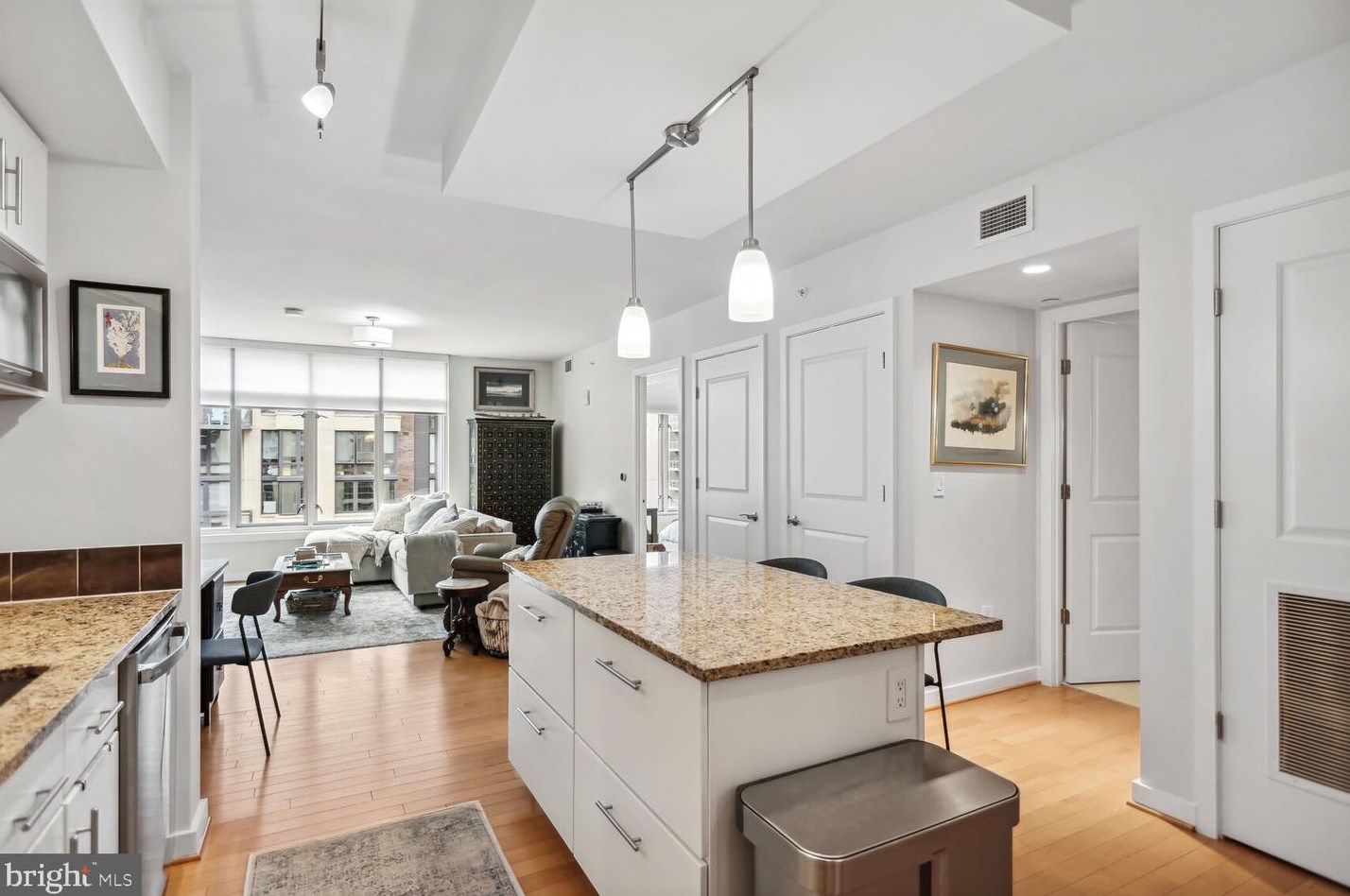1025 1st St Se #1014, Washington, DC 20003