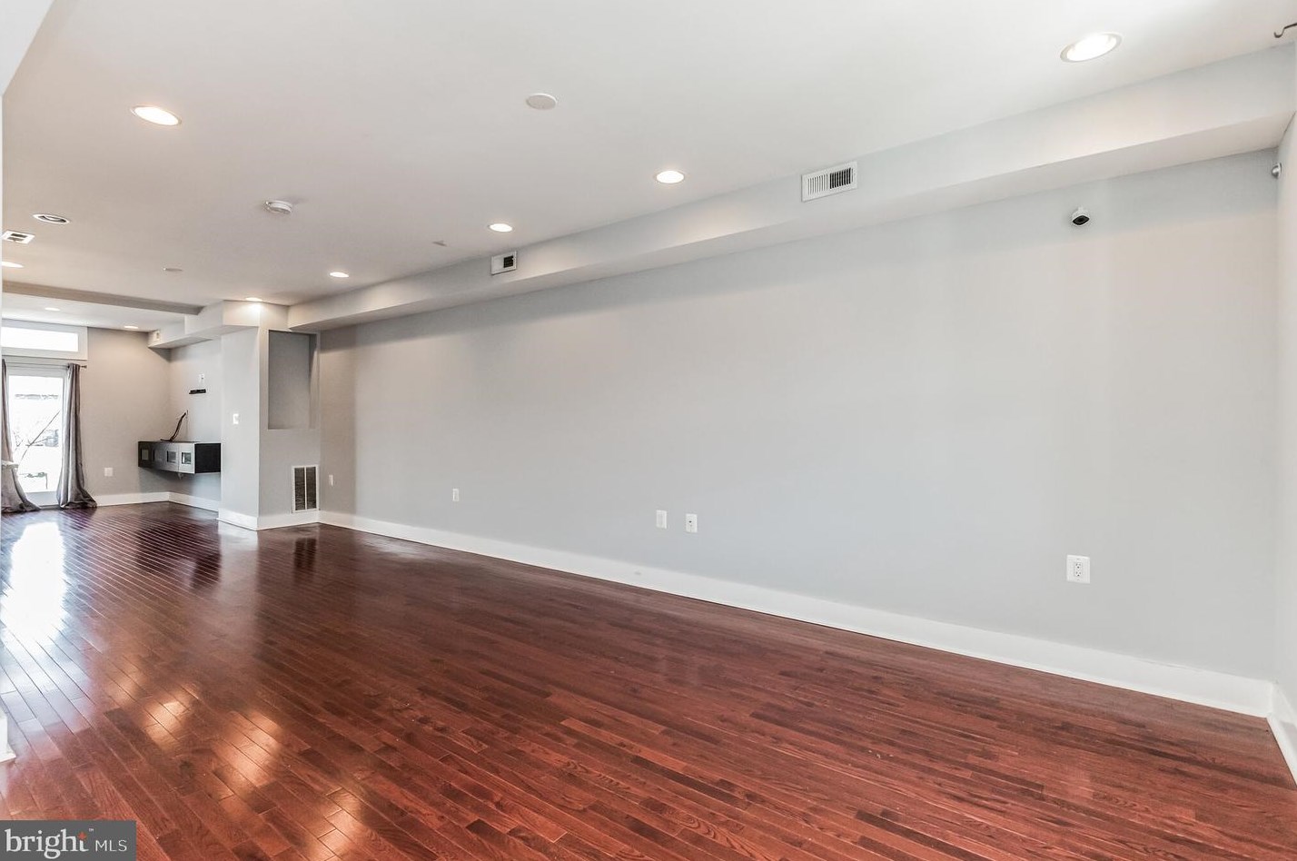 4913 Illinois Ave Nw, Washington, DC 20011